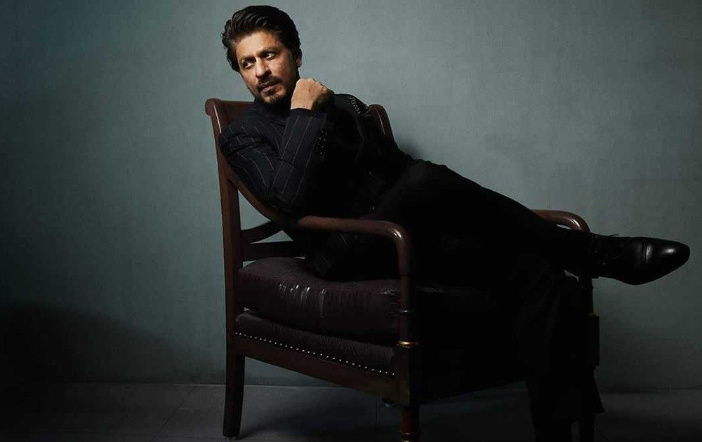 Shah Rukh Khan sitting image
